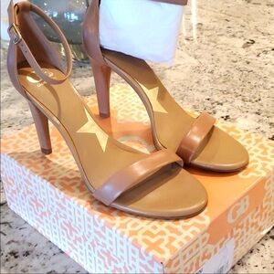 ❤️🔥NWOB Gianni Bini - Ella Quint Nude Strappy Summer Heels - 10